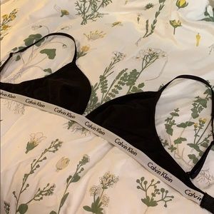 Calvin Klein V Bralette Size S